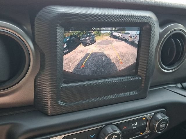 2023 Jeep Wrangler 4-Door Willys Sport 4x4